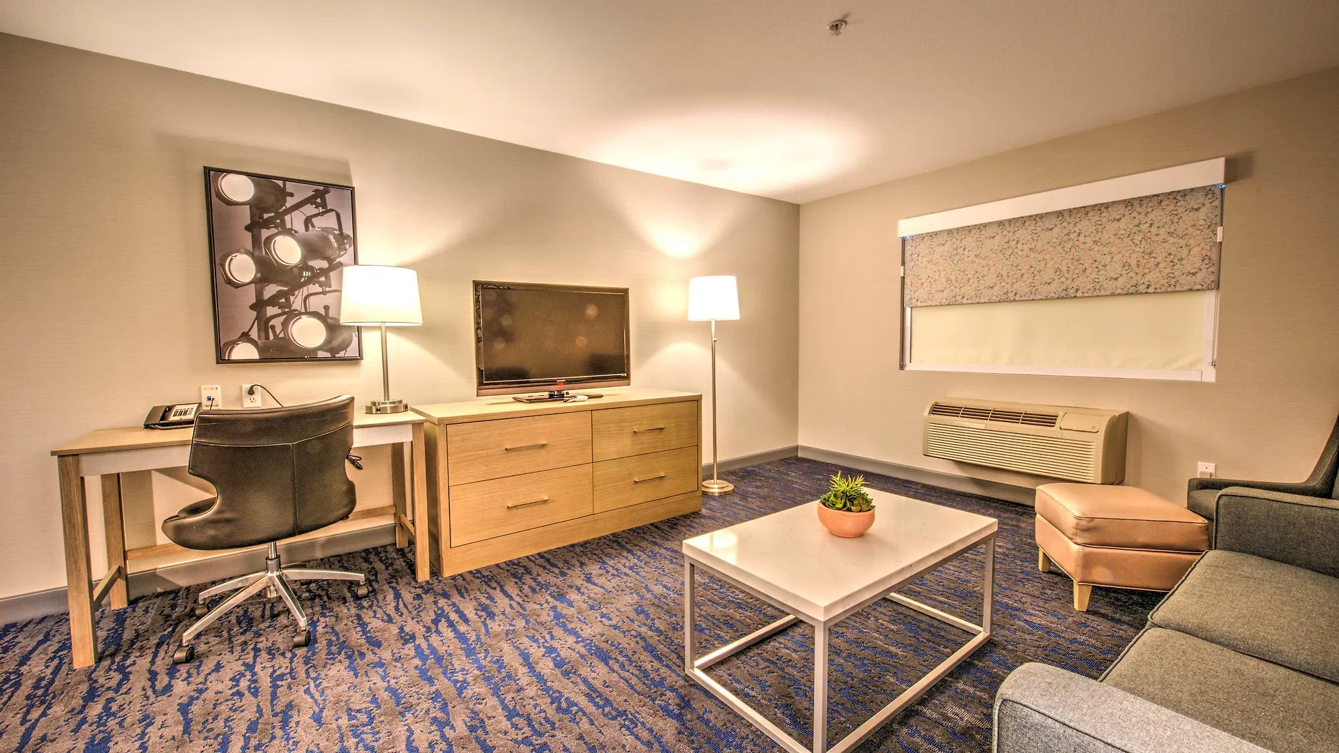 Hotel Best Western Plus Media Center Inn y Suites Burbank