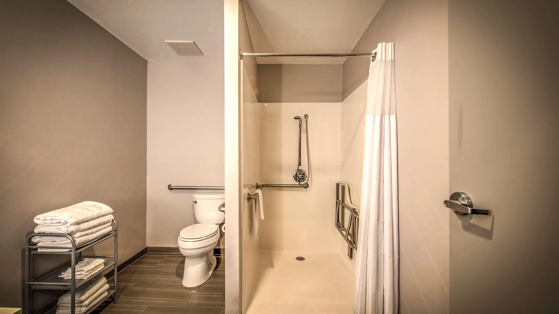 Best Western Plus Media Center Inn y Suites Burbank 3*,  Estados Unidos