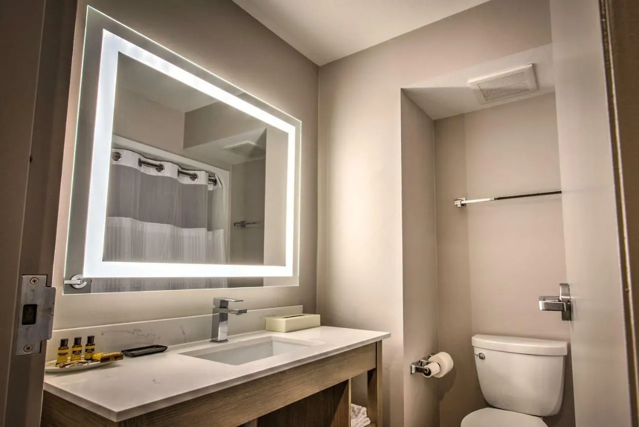 Best Western Plus Media Center Inn y Suites Burbank Hotel